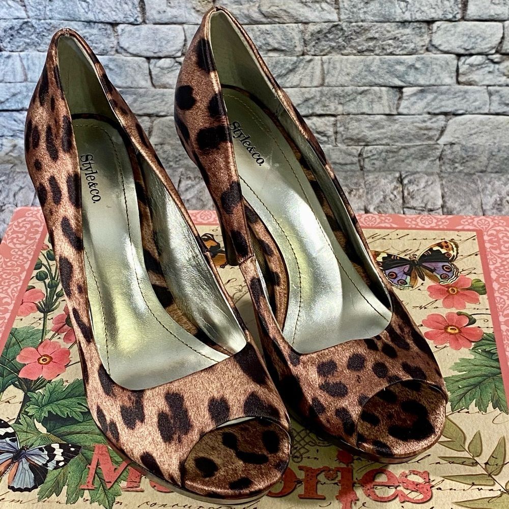 Style & Co Leopard Print Peep Toe Heels Celine Size 6 - Picture 2 of 8